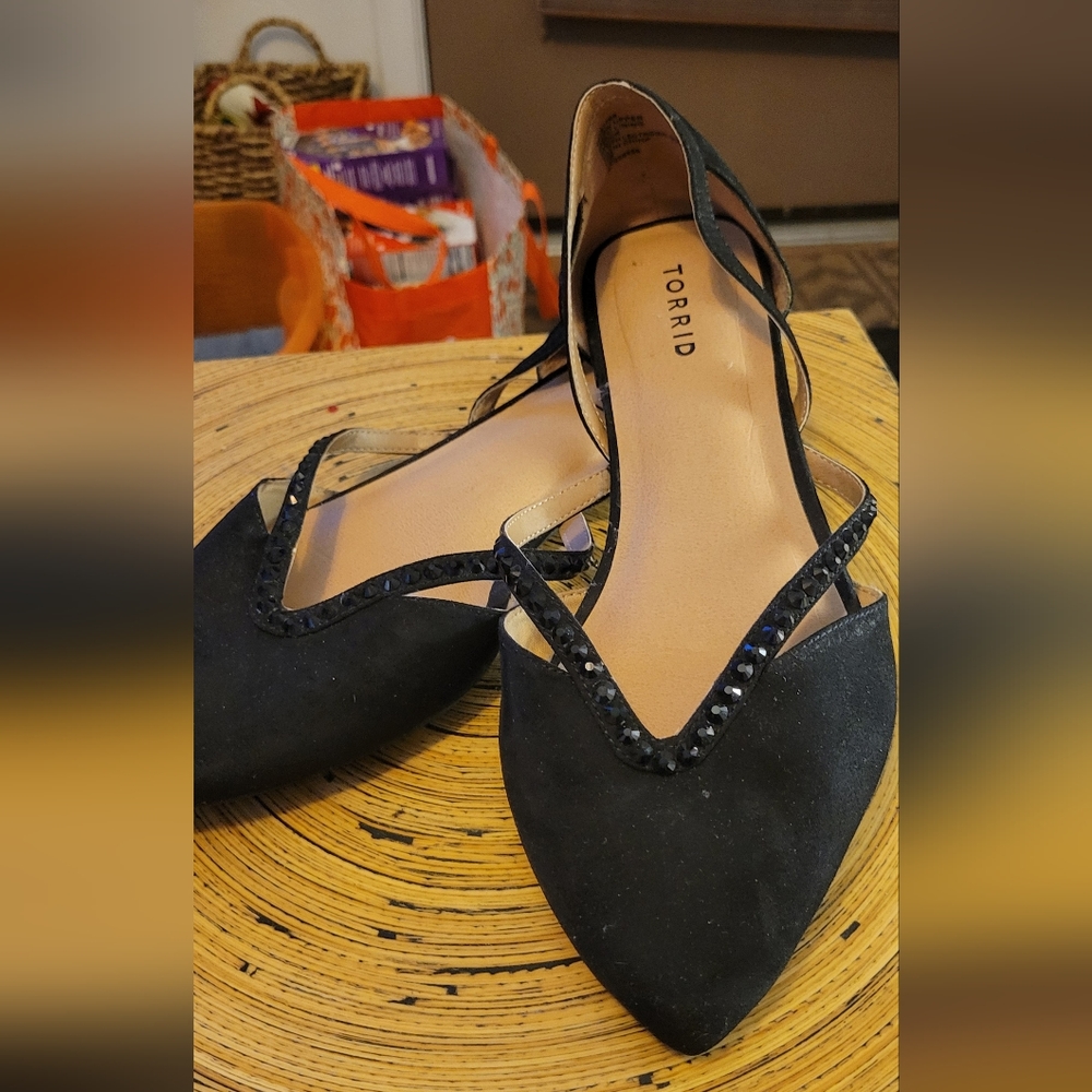 Torrid woman's 12ww black flat